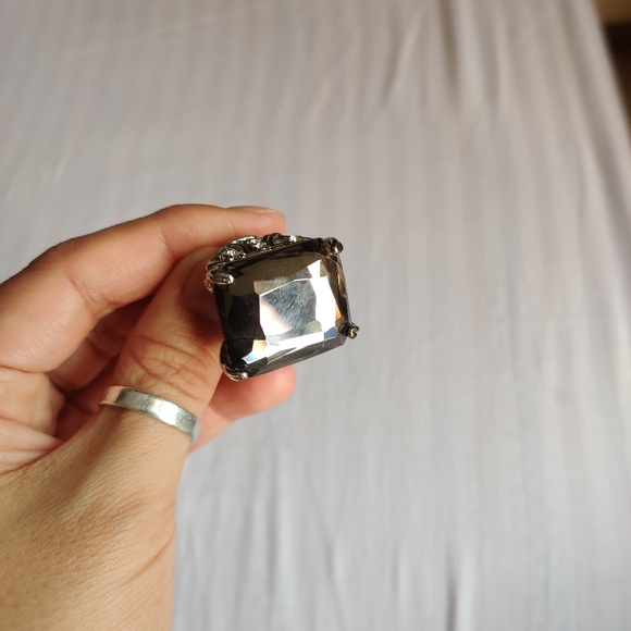 Accessorize ring - Picture 9 of 9